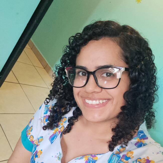 Babysitter in Bugaba: Stephany