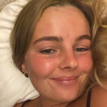 Babysitter in Dublin: Julie Anne