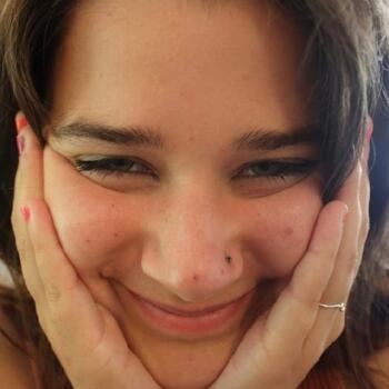 Babysitter Hoogstraten: Indi