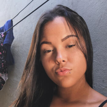 Babysitter in Vila Velha: Jacke