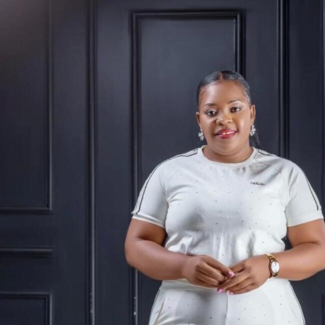 Babysitter in Dubai: NDAGIRE