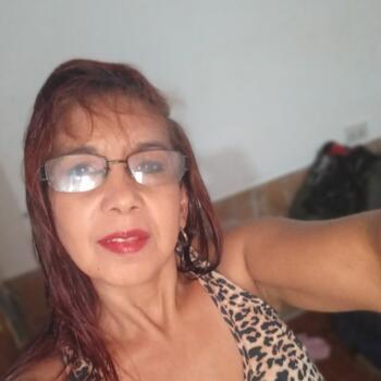 Babysitter in Almirante Brown: Rosana