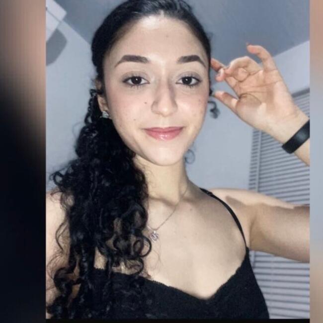 Babysitter in Tangará da Serra: Yasmin