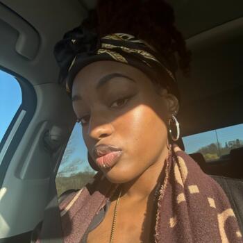 Babysitter Toronto: Mimi