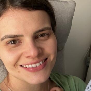 Trabajo para niñera en São Paulo: trabajo para niñera Larissa