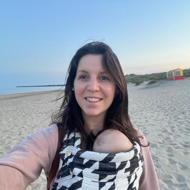 Babysitting job in Alcochete: Claire