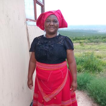 Babysitter Uitenhage: Khuthala