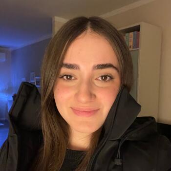 Babysitter a Pistoia: Giulia