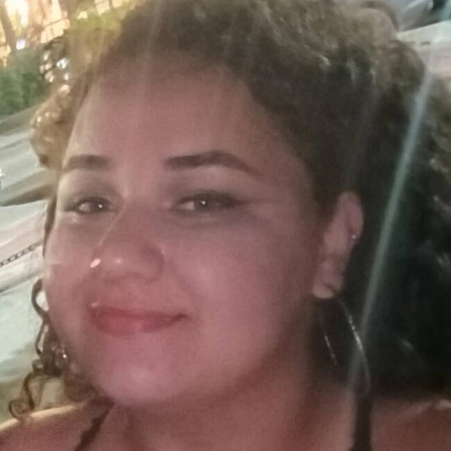 Babysitter in Leme: Carolina