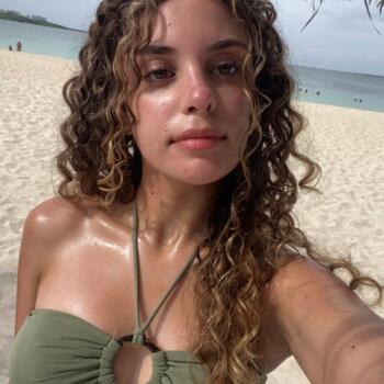 Baby-sitter in York (Toronto county): Karina