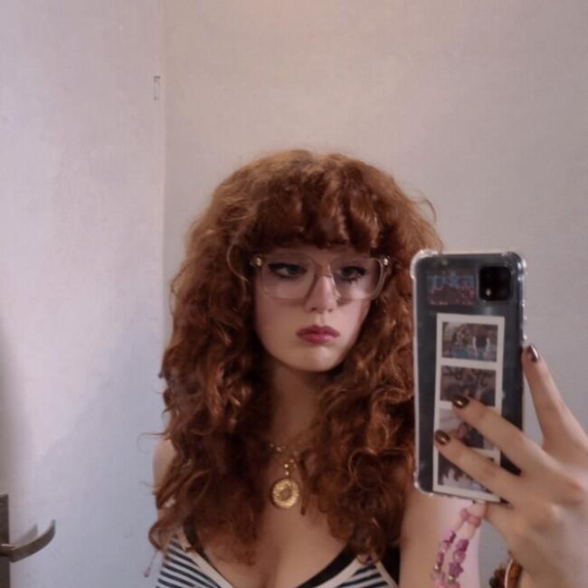 Babysitter in Rennes: Leelou