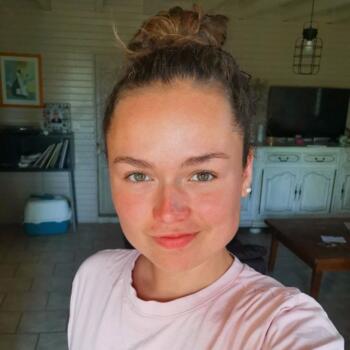 Babysitter in Mérignac: Lily Rose