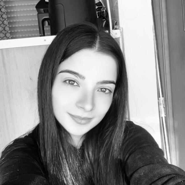 Babysitter in Thessaloniki: Γκρασιέλα