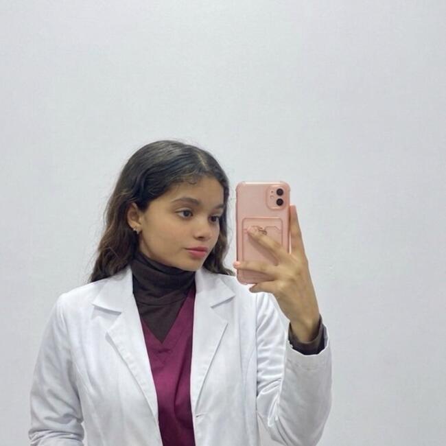 Babysitter in Churuquita Chiquita: Allyson