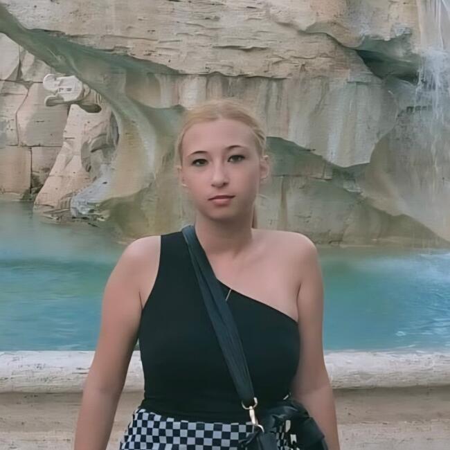 Babysitter a Gorizia: Naomi