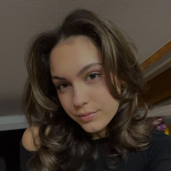 Babysitter in Tiszadada: Szilvia