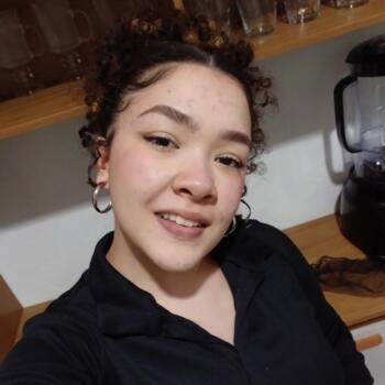 Babysitter in São Paulo: Laura