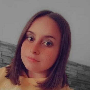 Babysitter in Saint-Martin-Boulogne: Justine