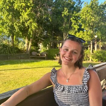 Babysitter in Christchurch: Emma