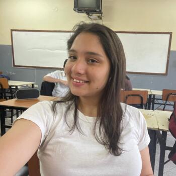 位於亞松森 的臨時保母: Mili