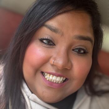 Babysitter Singapore Island: Noor