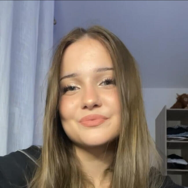 Babysitter in Sahune: Lou-Ann