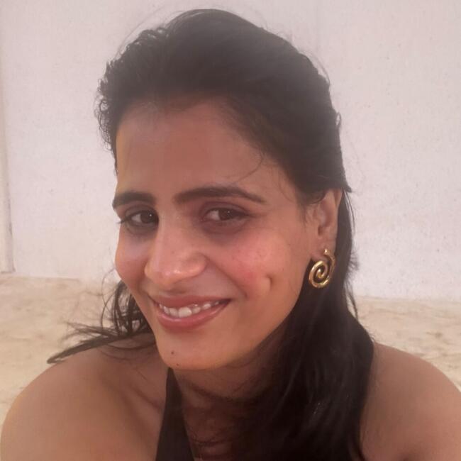 Babysitting job in Planet Fitness - Scarborough: Dipika