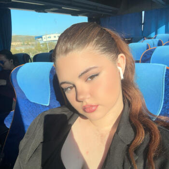 Δουλειά για babysitter στην περιοχή Λουτράκι: δουλειά φύλαξης παιδιών Ιωάννα