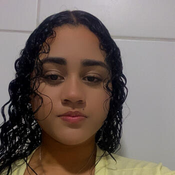 Babysitter Natal: Mirelly