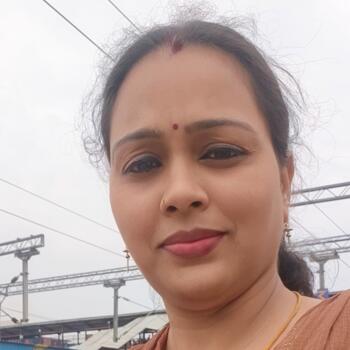 नई दिल्ली में बेबीसिटर: Sheela