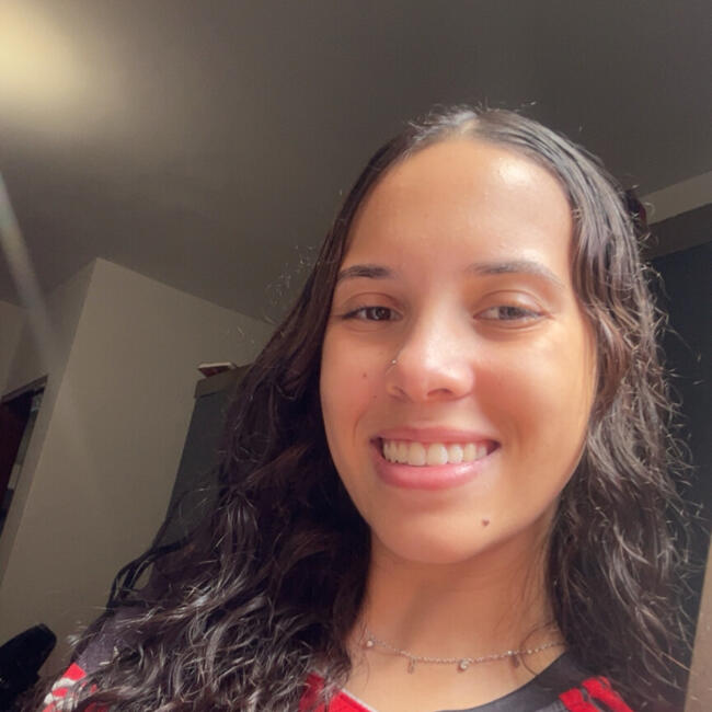 Babysitter in Uberlândia: Maria