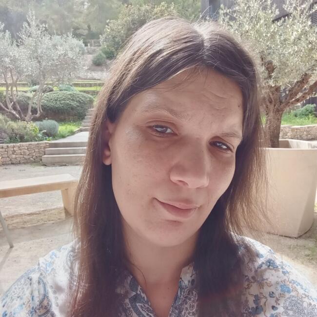 Babysitter in Esternay: Laure