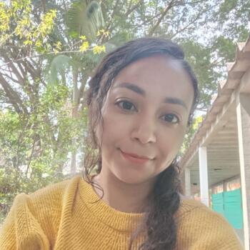Babysitter in Medellín: Angelica Maria