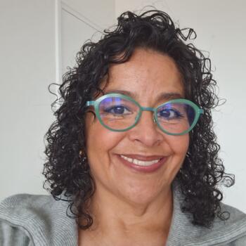 Babysitter in Poissy: Isabelle