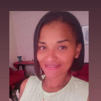 Babysitter in Viçosa: Aline