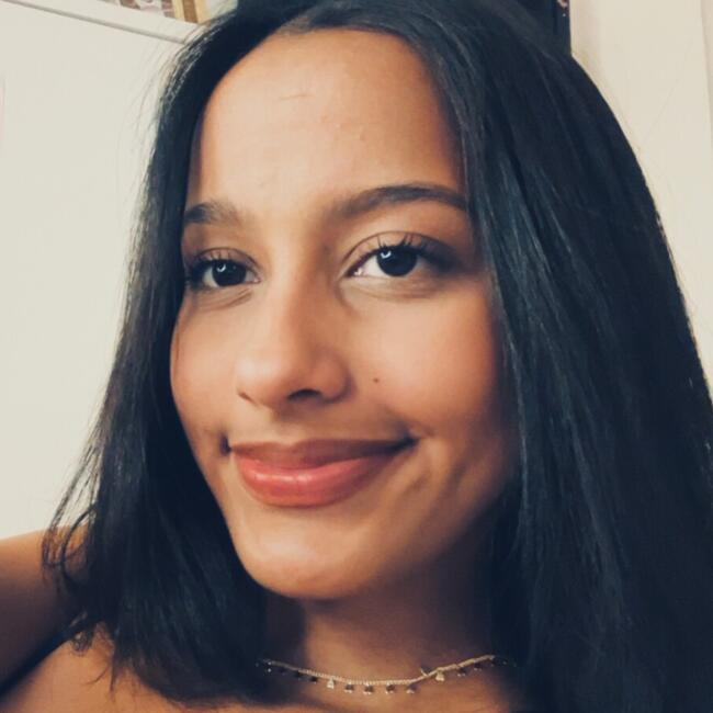 Babysitter in Governador Valadares: Lara
