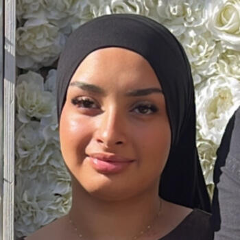 Babysitter in Viry-Châtillon: Maha