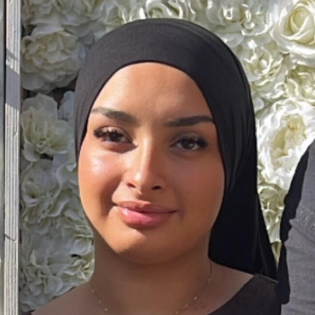 Babysitter in Viry-Châtillon: Maha