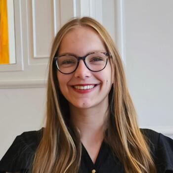 Babysitter in The Hague: Jasmijn