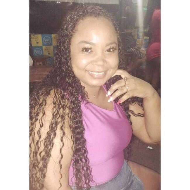 Babá em Salvador: Monica