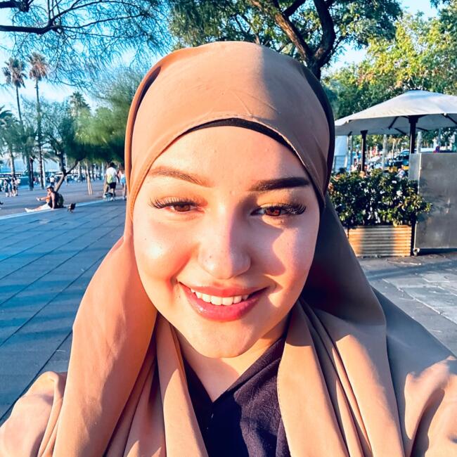 Babysitter in Santpedor: Oumayma