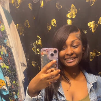 Babysitter in Harvey (Illinois): Kamya