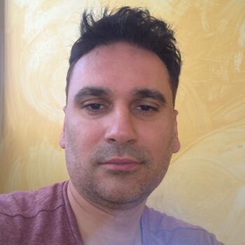 Babysitting job in Hamilton: babysitting job Tamoor