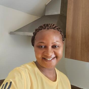 Babysitter in Swindon: Rose Chinyere