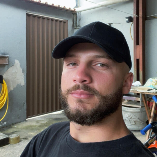 Emprego de babá em Vila Velha: Lucas