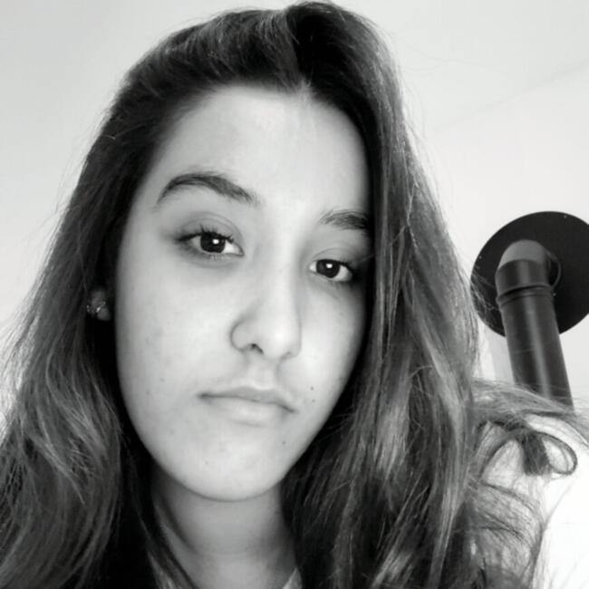 Babysitter in Charleville-Mézières: Helena