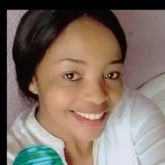 Babysitter in Pretoria: Nicole