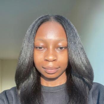 Babysitter in London: Elizabeth