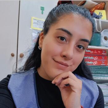 Babysitter Almirante Brown: Leiza