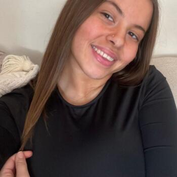 Babysitter in Ozoir-la-Ferrière: Latifa